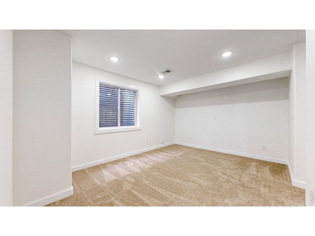 5207 W 2nd St, Greeley, CO 80634