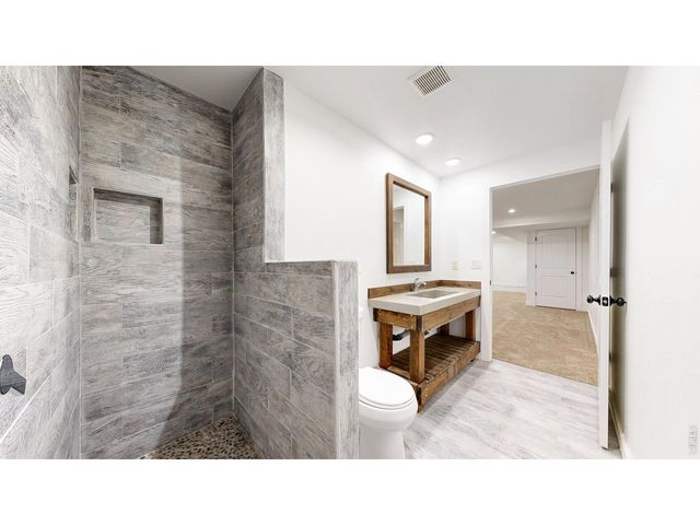 5207 W 2nd St, Greeley, CO 80634