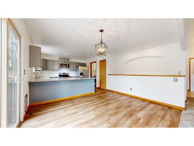 5207 W 2nd St, Greeley, CO 80634