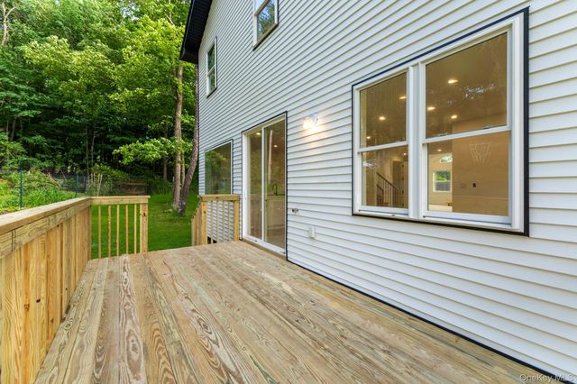 6306 State Route 42, Woodbourne, NY 12788