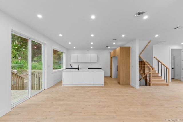 6306 State Route 42, Woodbourne, NY 12788