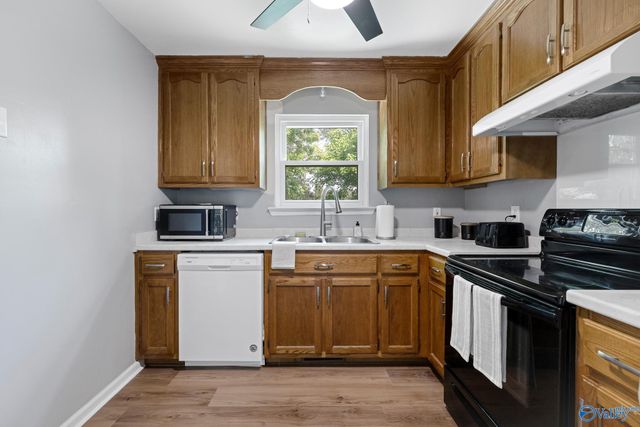 195 Widow Hornbuckle Road, New Market, AL 35761