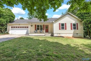 195 Widow Hornbuckle Road, New Market, AL 35761