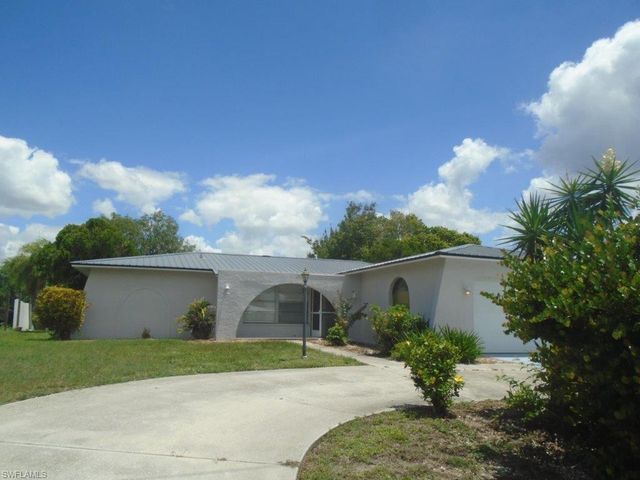 1401 Everest PKWY, Cape Coral, FL 33904