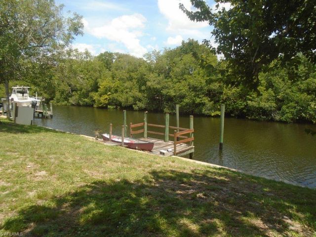 1401 Everest PKWY, Cape Coral, FL 33904