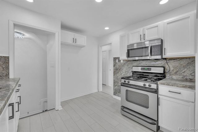 8459 Pierson Street, Detroit, MI 48228