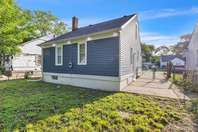 8459 Pierson Street, Detroit, MI 48228