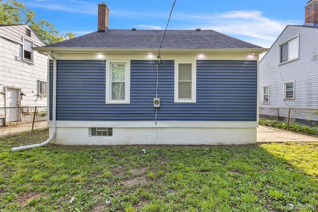 8459 Pierson Street, Detroit, MI 48228