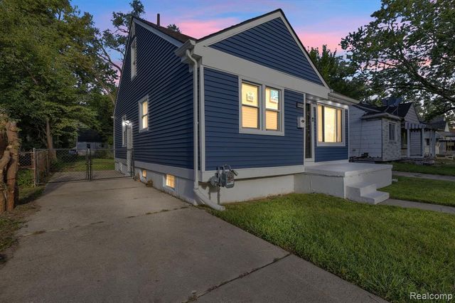 8459 Pierson Street, Detroit, MI 48228