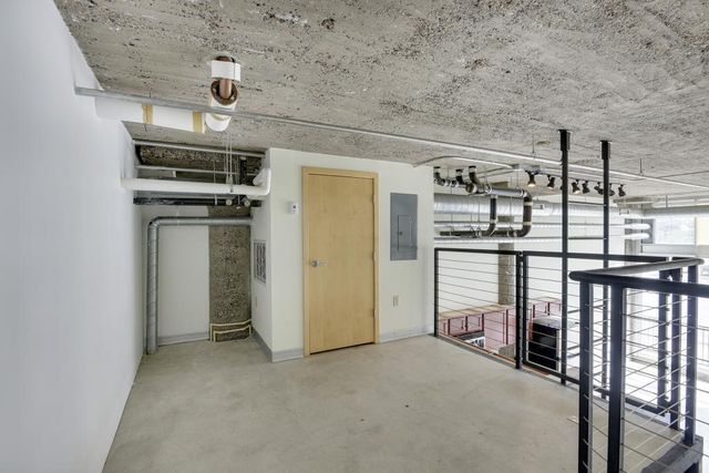 521 S 7th Street 116, Minneapolis, MN 55415