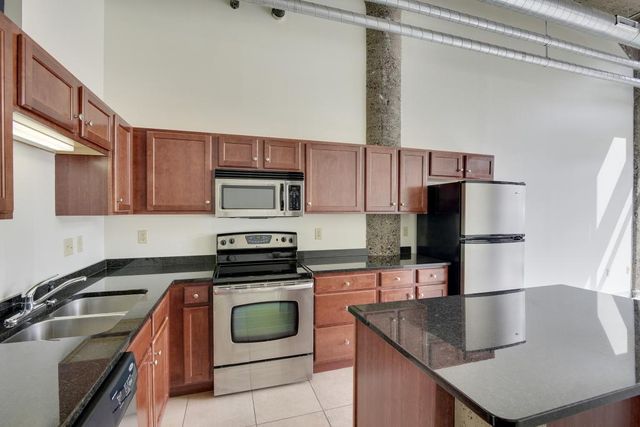 521 S 7th Street 116, Minneapolis, MN 55415