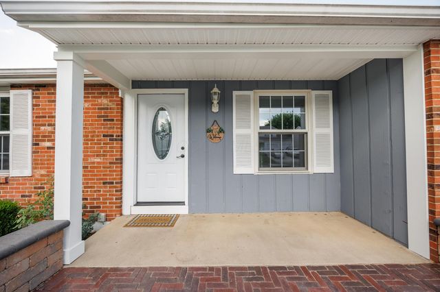 2154 Drumlin Drive, Grove City, OH 43123
