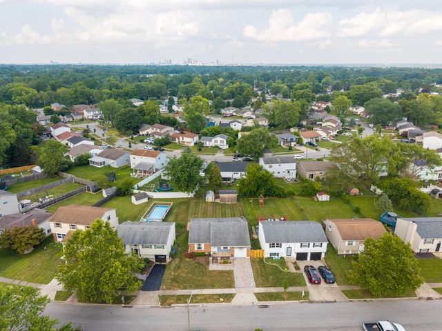 2154 Drumlin Drive, Grove City, OH 43123