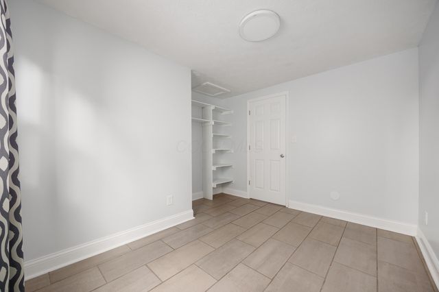 2154 Drumlin Drive, Grove City, OH 43123