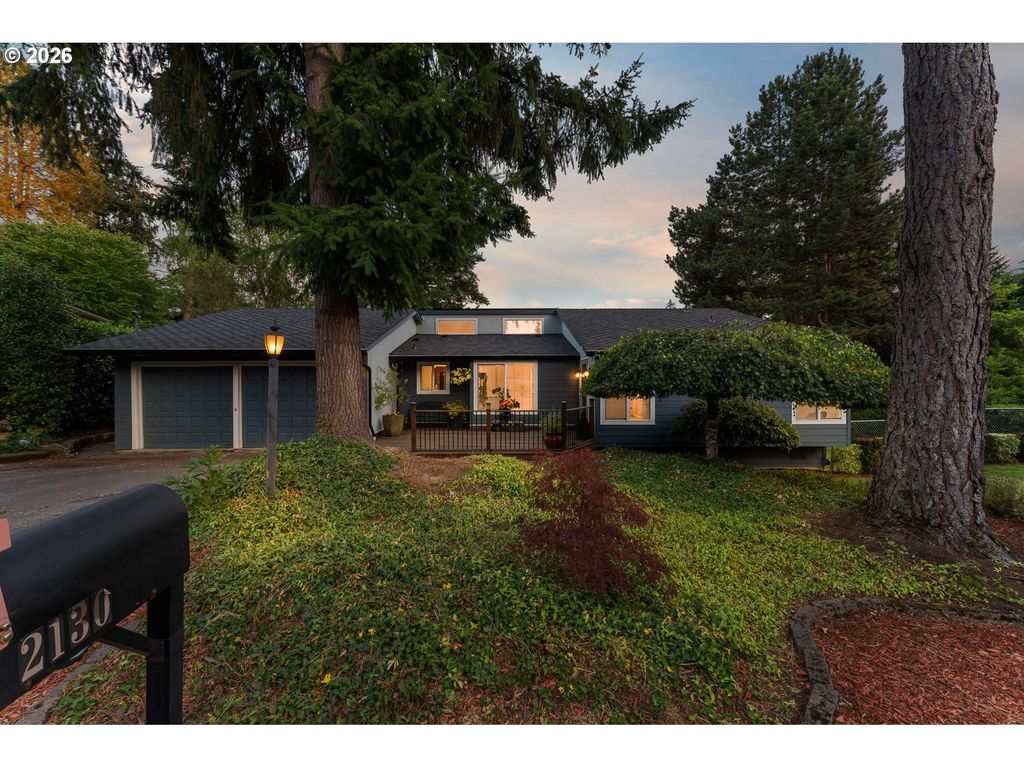 2130 Sw MARIGOLD St, Portland, OR 97219
