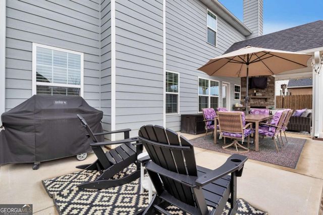 21 McGregor Cove, Newnan, GA 30265