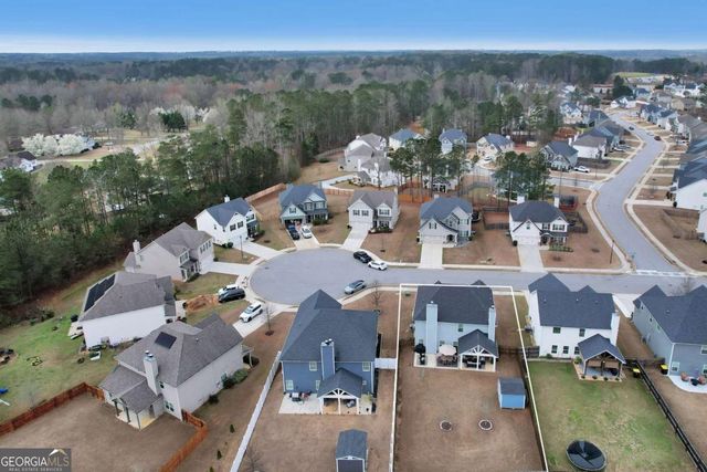 21 McGregor Cove, Newnan, GA 30265