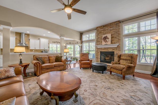 149 Rowanberry Drive, Nicholasville, KY 40356