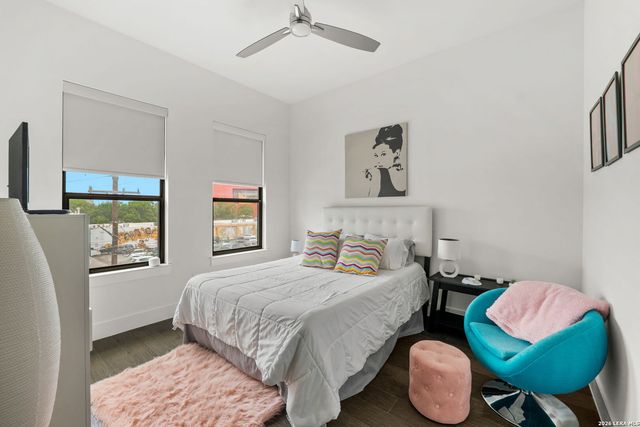825 N Saint Marys St Unit 301, San Antonio, TX 78205