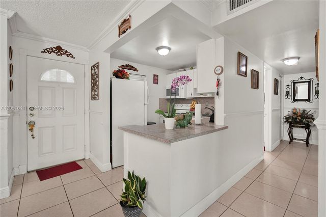 1755 W 60th Street D204, Hialeah, FL 33012