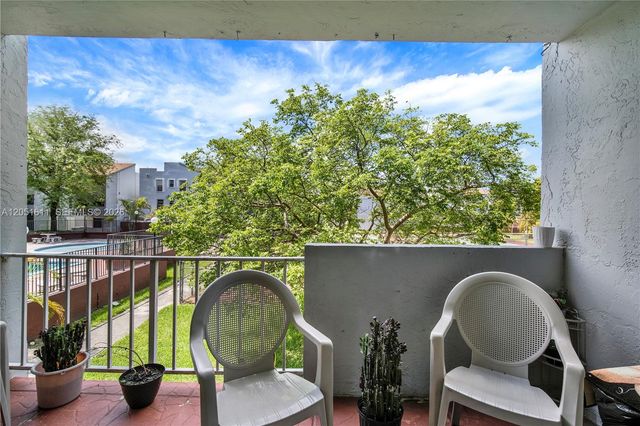 1755 W 60th Street D204, Hialeah, FL 33012