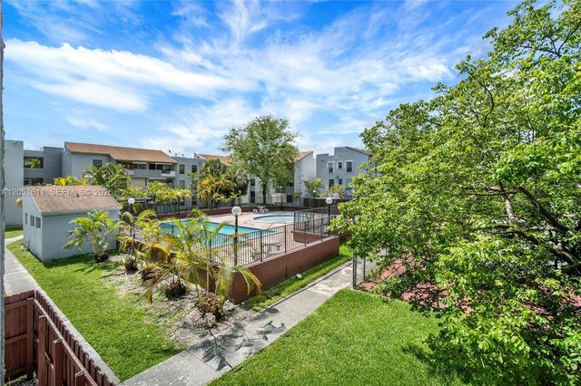 1755 W 60th Street D204, Hialeah, FL 33012