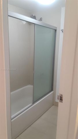 4374 NW 9th Avenue 163G, Deerfield Beach, FL 33064