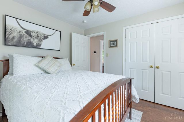 7057 Howard Rd, Franklin Twp, OH 45005