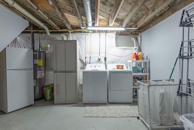 7057 Howard Rd, Franklin Twp, OH 45005