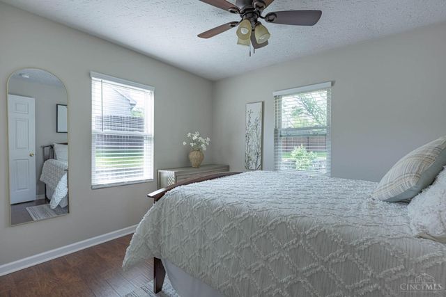 7057 Howard Rd, Franklin Twp, OH 45005