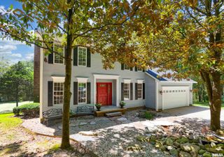 14 Egret Lake Road, Carbondale, IL 62903