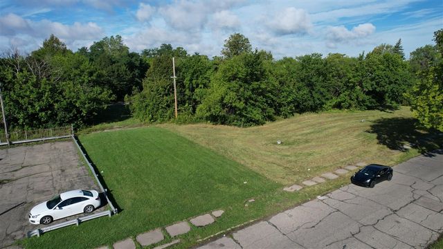13473 Goddard Street, Detroit, MI 48212