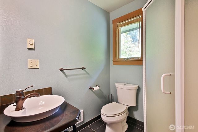 19424 SR 525, Freeland, WA 98249