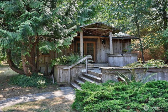 19424 SR 525, Freeland, WA 98249