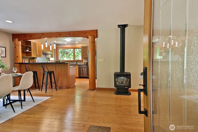 19424 SR 525, Freeland, WA 98249