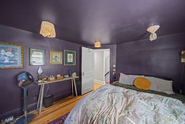 29 Hillside Ter, Newton Town, NJ 07860