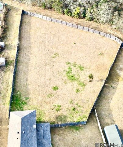 9317 Folsom, Denham Springs, LA 70769