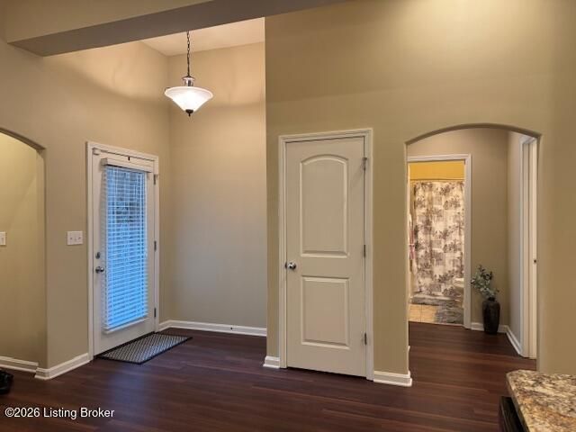 8904 Sidney Way, Louisville, KY 40291