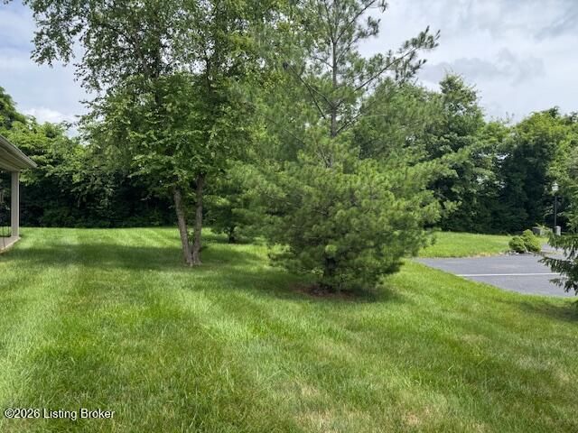 8904 Sidney Way, Louisville, KY 40291