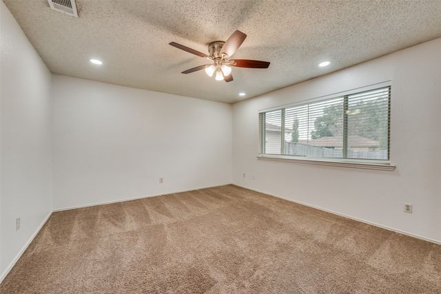 1013 Gannon Drive, Plano, TX 75025