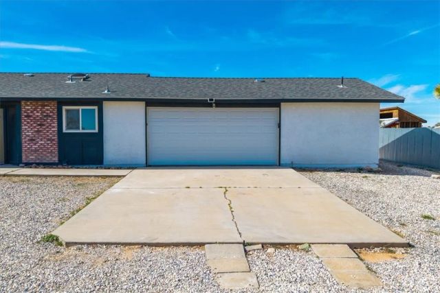 670 Ducor Avenue, Landers, CA 92285