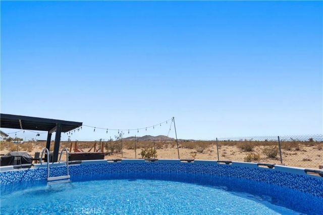 670 Ducor Avenue, Landers, CA 92285