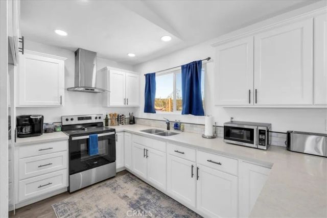 670 Ducor Avenue, Landers, CA 92285