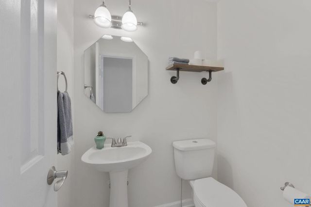 103 RIVERSIDE DR, Palmyra, VA 22963