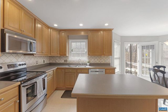 103 RIVERSIDE DR, Palmyra, VA 22963