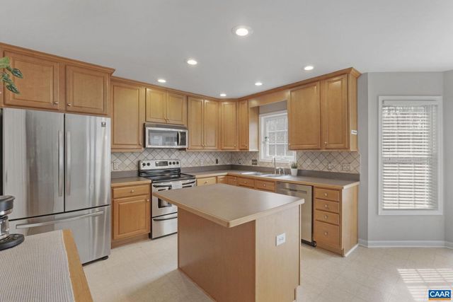 103 RIVERSIDE DR, Palmyra, VA 22963