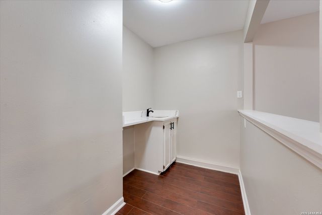 5346 San Benito Dr, San Antonio, TX 78228
