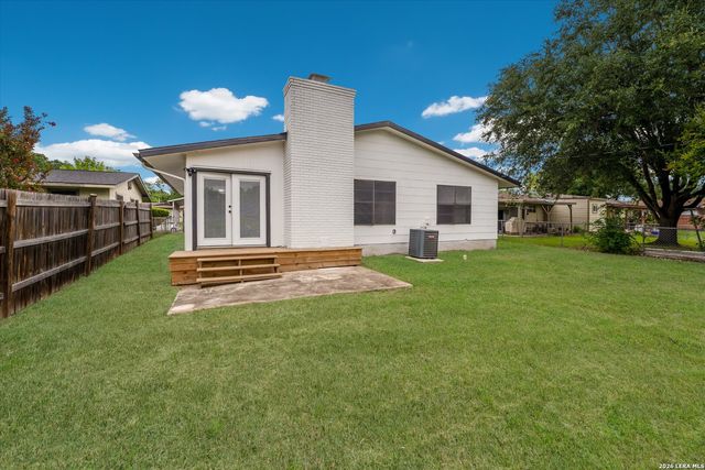 5346 San Benito Dr, San Antonio, TX 78228