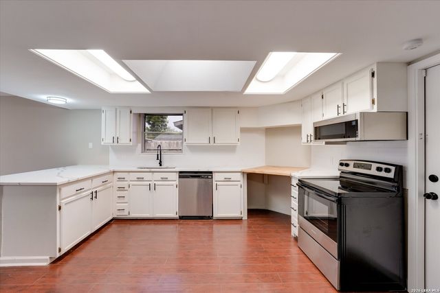 5346 San Benito Dr, San Antonio, TX 78228