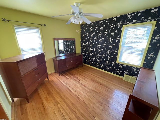 193 Scott Lake Road, Waterford Twp, MI 48328